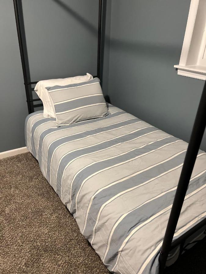 מתיוס Blue Lagoon Hostel Shared Room מראה חיצוני תמונה